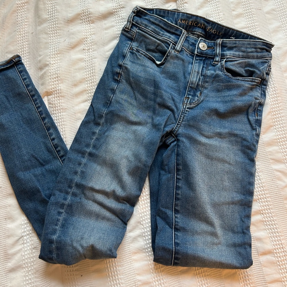 american eagle skinny blue jeans, size 2